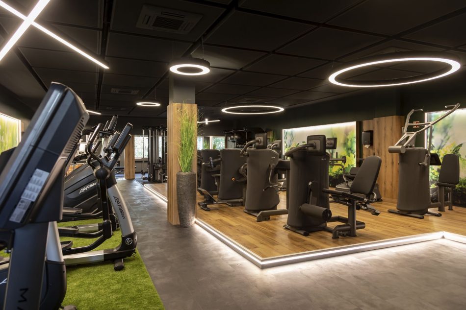 Das 4. umgebaute Studio in einem Monat “Just Fit – NEXT DOOR 02”