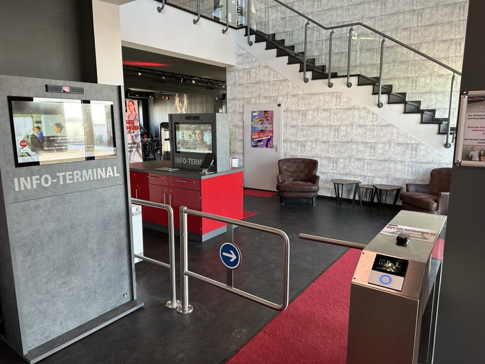 Neue Fernbetreuungszentrale für Fitnessstudios bei McShape in Jettingen